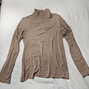 Leo & Nicole Tan Knit Top